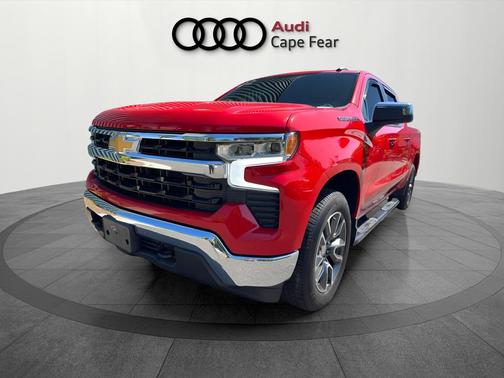 Red 2022 Chevrolet Silverado 1500 LT