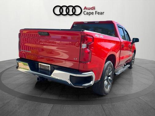 Red 2022 Chevrolet Silverado 1500 LT