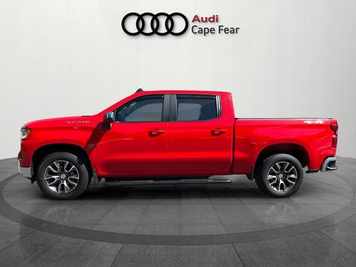 Red 2022 Chevrolet Silverado 1500 LT