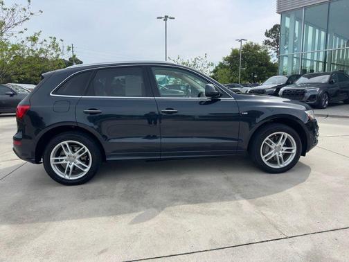 Moonlight Blue Metallic 2017 Audi Q5 3.0T Premium Plus