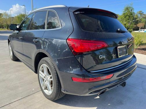 Moonlight Blue Metallic 2017 Audi Q5 3.0T Premium Plus