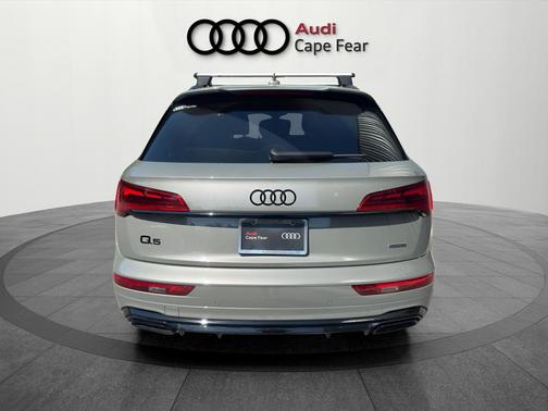 2025 Audi Q5 45 S line quattro Premium