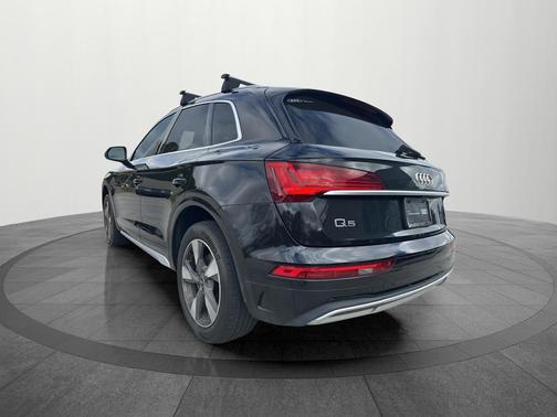 2023 Audi Q5 40 Premium Plus