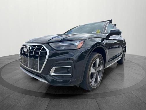 2023 Audi Q5 40 Premium Plus