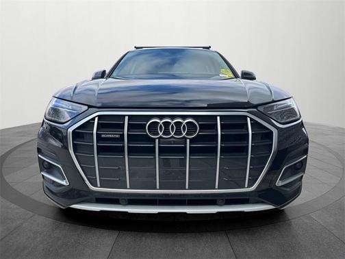 2023 Audi Q5 40 Premium Plus