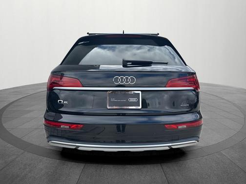 2023 Audi Q5 40 Premium Plus