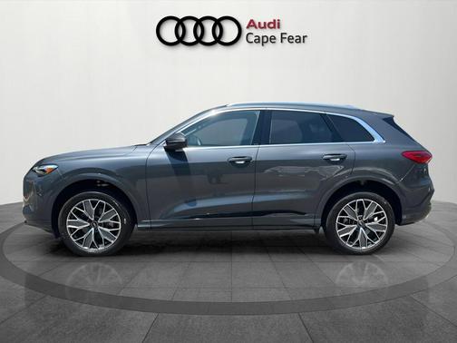 Tambora Gray Metallic 2025 Audi Q5 2.0T quattro Premium