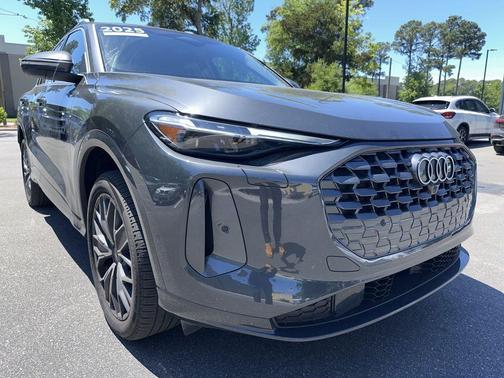 Tambora Gray Metallic 2025 Audi Q5 2.0T quattro Premium