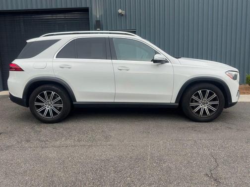 Polar White 2024 Mercedes-Benz GLE 350 Base 4MATIC