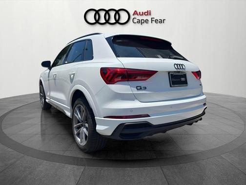 Arkona White 2025 Audi Q3 45 S line Premium