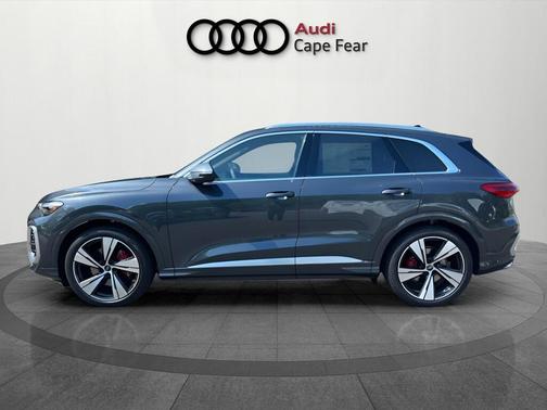 Tambora Flame 2026 Audi SQ5 3.0T Premium Plus