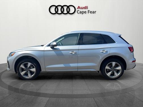 Florett Silver Metallic 2023 Audi Q5 40 Premium Plus