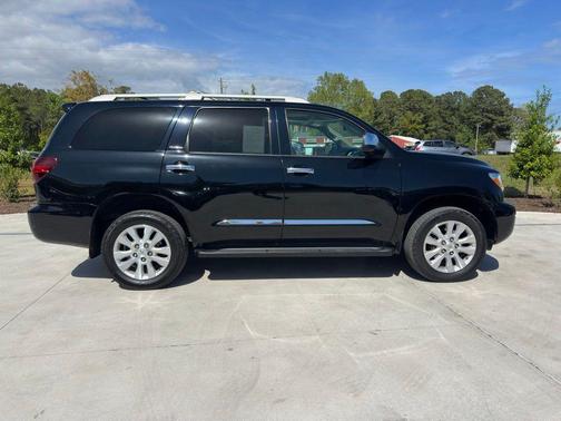 Midnight Black Metallic 2018 Toyota Sequoia Platinum