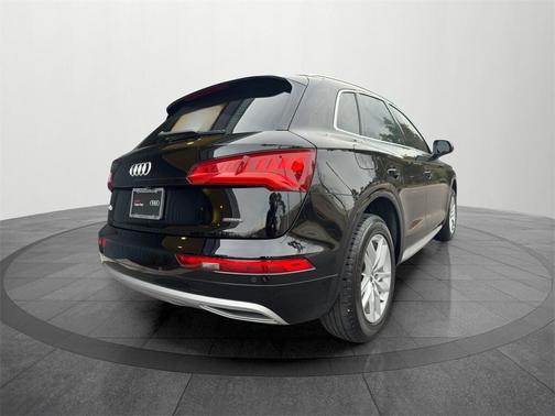 2020 Audi Q5 45 Premium