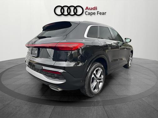 2025 Audi Q5 2.0T quattro Premium