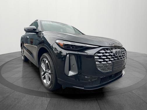 2025 Audi Q5 2.0T quattro Premium