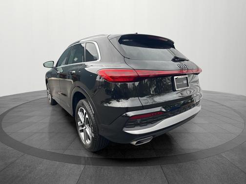 2025 Audi Q5 2.0T quattro Premium