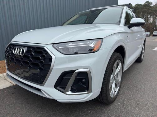 2024 Audi Q5 45 S line quattro Premium