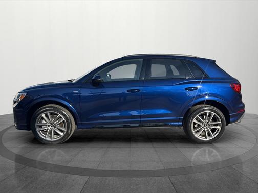 2025 Audi Q3 45 S line Premium