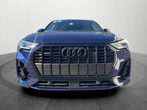 2025 Audi Q3 45 S line Premium