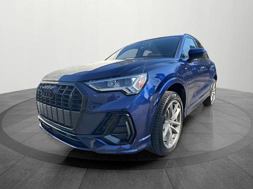 2025 Audi Q3 45 S line Premium