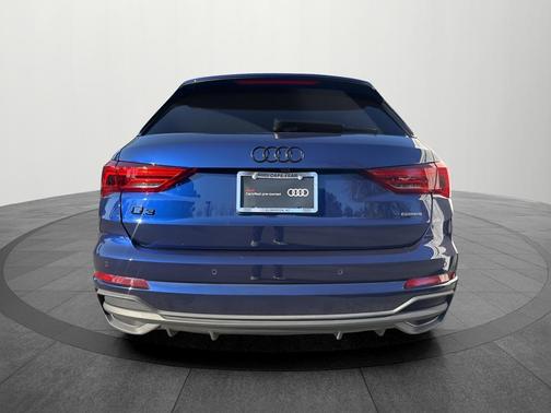 2025 Audi Q3 45 S line Premium