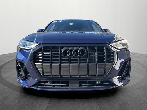 2025 Audi Q3 45 S line Premium