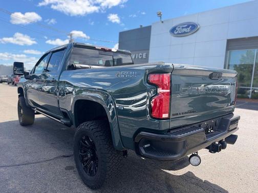 Cypress 2025 Chevrolet Silverado 2500 LTZ