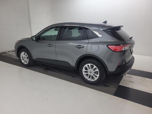 Carbonized Gray Metallic 2022 Ford Escape SE
