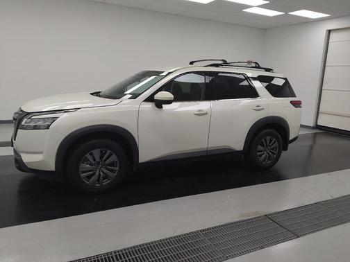 2022 Nissan Pathfinder SV 4WD