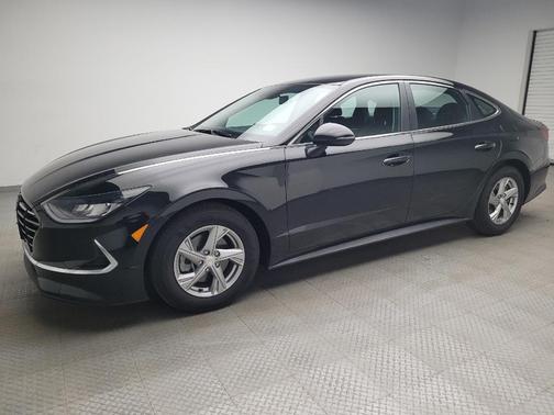 2022 Hyundai SONATA SE