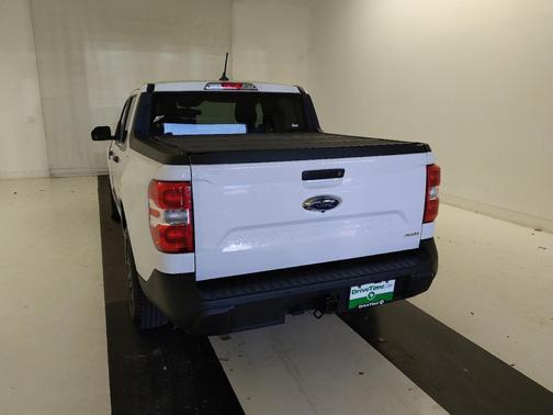 Oxford White 2023 Ford Maverick XLT