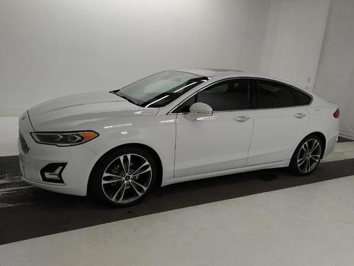 White 2019 Ford Fusion Titanium