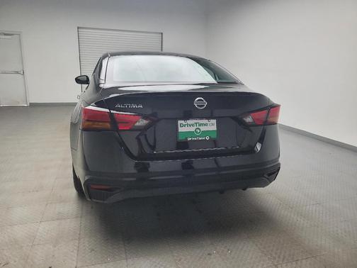2022 Nissan Altima S FWD