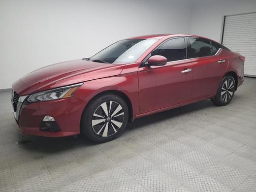 2020 Nissan Altima 2.5 SV
