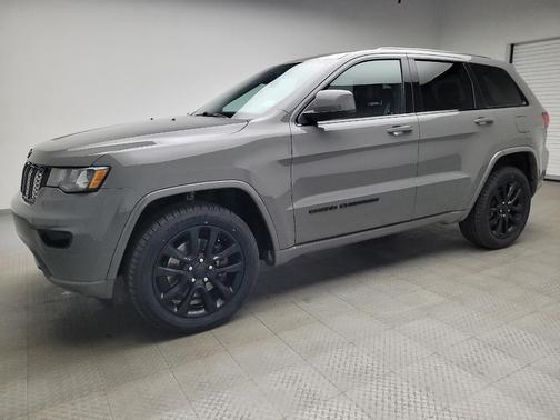 2021 Jeep Grand Cherokee Laredo