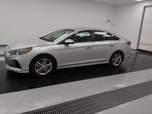 2018 Hyundai SONATA SEL