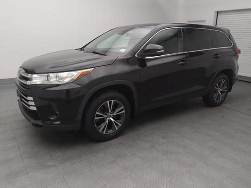 2017 Toyota Highlander LE