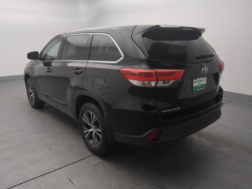 2017 Toyota Highlander LE