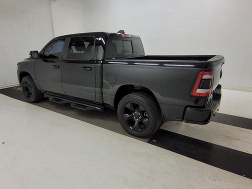 Diamond Black Crystal Pearlcoat 2019 RAM 1500 Big Horn