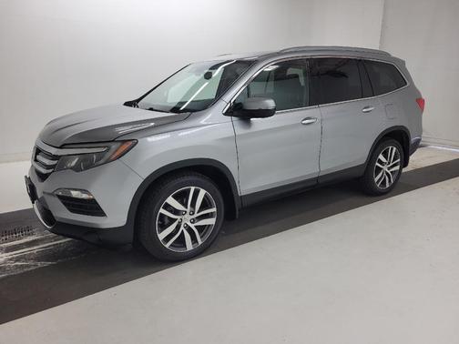 Lunar Silver Metallic 2016 Honda Pilot Elite
