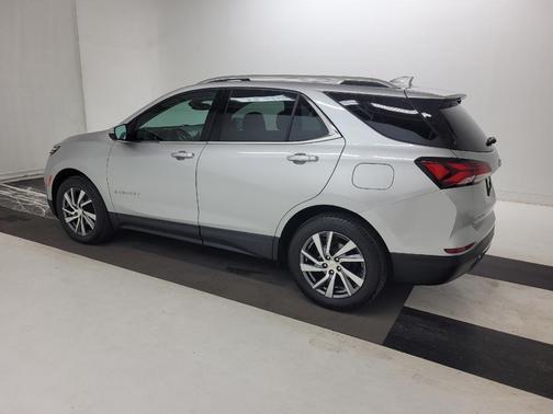 Silver Ice Metallic 2022 Chevrolet Equinox Premier w/1LZ