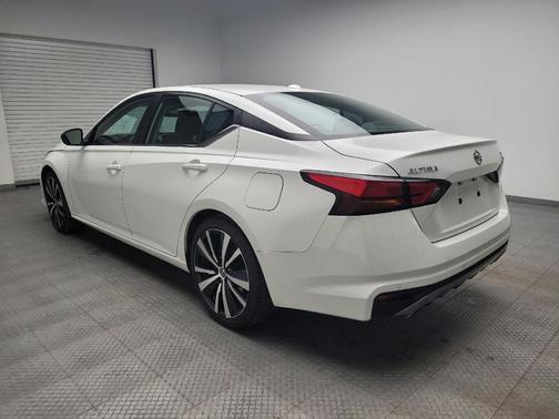 2022 Nissan Altima SR FWD