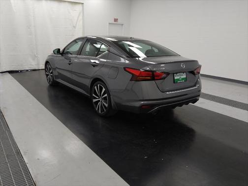 2020 Nissan Altima SR FWD
