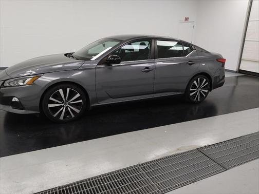 2020 Nissan Altima SR FWD