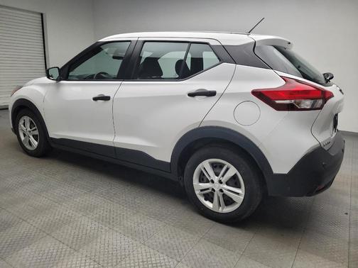 2020 Nissan Kicks S
