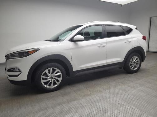 2016 Hyundai TUCSON SE