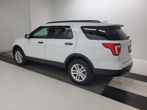 Oxford White 2016 Ford Explorer Base