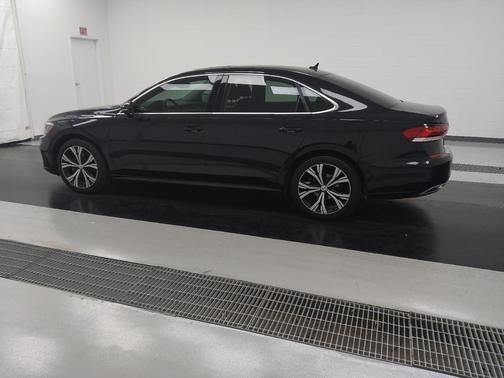 2021 Volkswagen Passat 2.0T SE