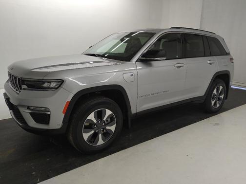Silver Zynith 2022 Jeep Grand Cherokee 4xe Base